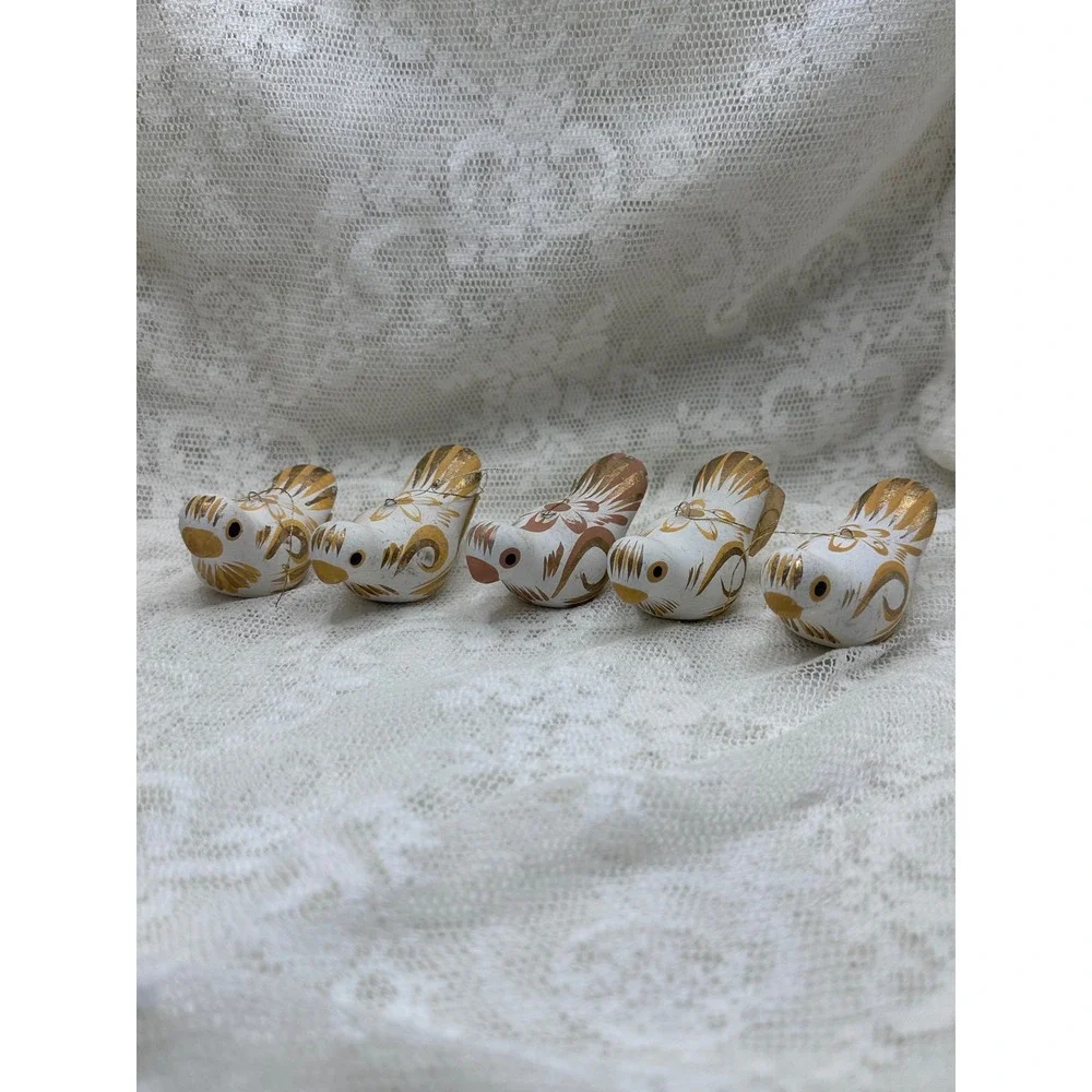 Vintage Tonala Mexican Folk Art Ceramic Bird Ornaments Set of 5  pier 1